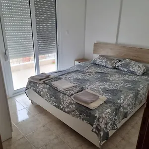 Lucas2 Lux Flogita
